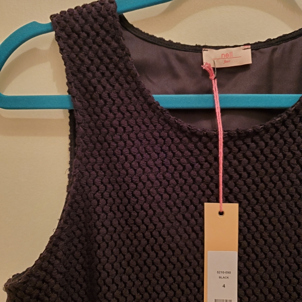 Women's sleeveless top